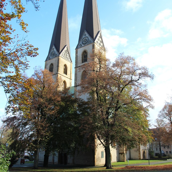 Neustädter Marien-Kirche in Bielefeld (Altertumskommission). (vergrößerte Bildansicht wird geöffnet)