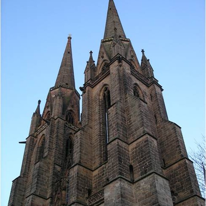Elisabethkirche zu Marburg (LVR). (vergrößerte Bildansicht wird geöffnet)